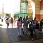 Faculty under the STU arch